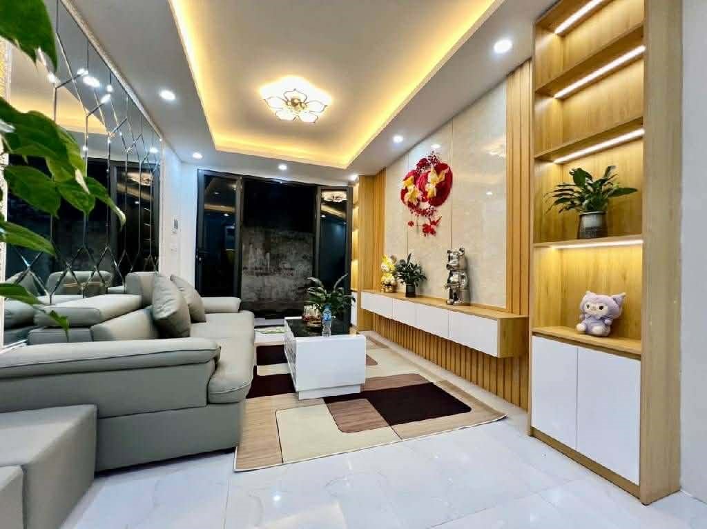 NHÀ GẦN PHỐ TRUNG PHỤNG 30m2 x 5T_NGÕ THÔNG RỘNG_GẦN PHỐ_NHÀ MỚI ĐẸP FULL NỘI THẤT, hơn 8 tỷ